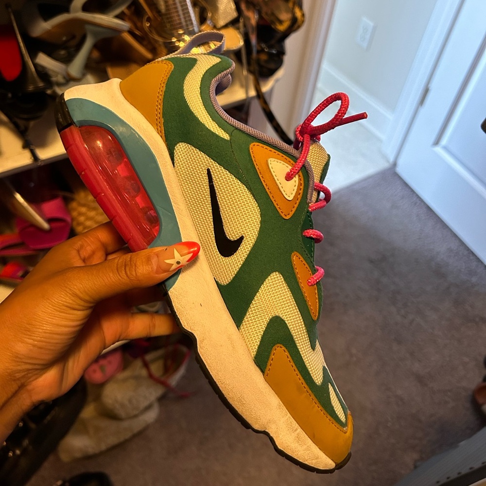 Nike